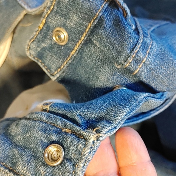 🍁NWT Girl"s Embroidered with Patches Denim Overalls - Picture 7 of 14